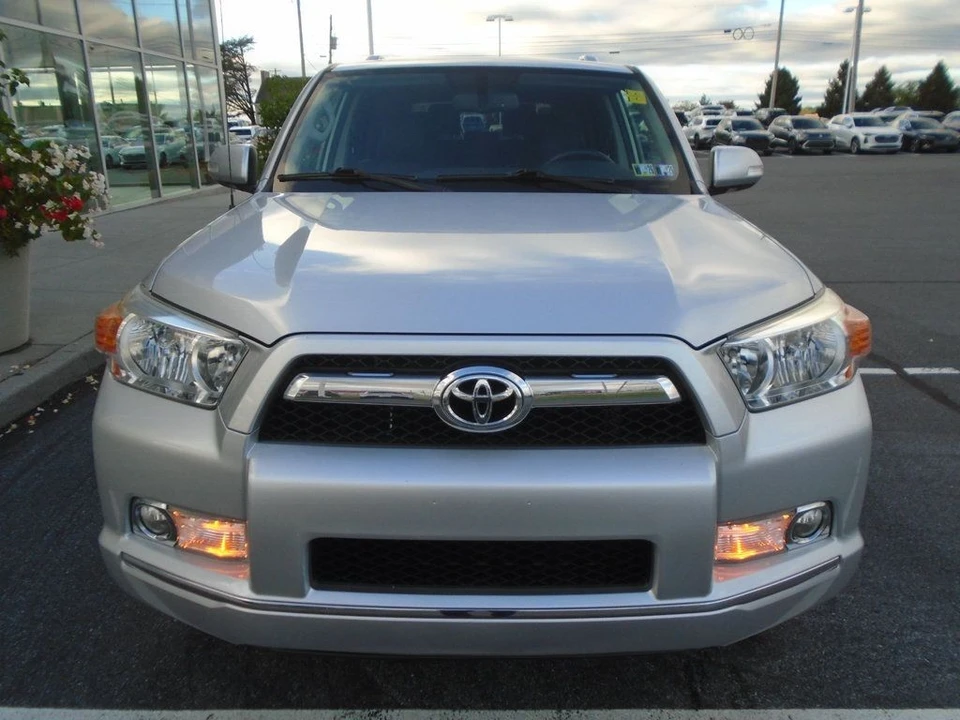 2013 Toyota 4Runner 5th Gen - Image 10 of 12