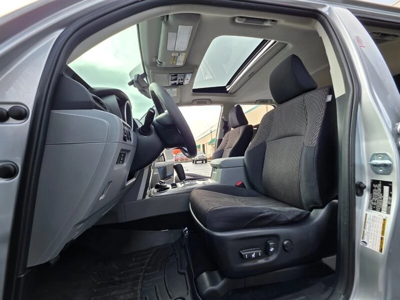 2013 Toyota 4Runner 5th Gen - Image 13 of 21