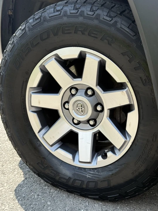 2013 Toyota 4Runner 5th Gen - Image 13 of 15