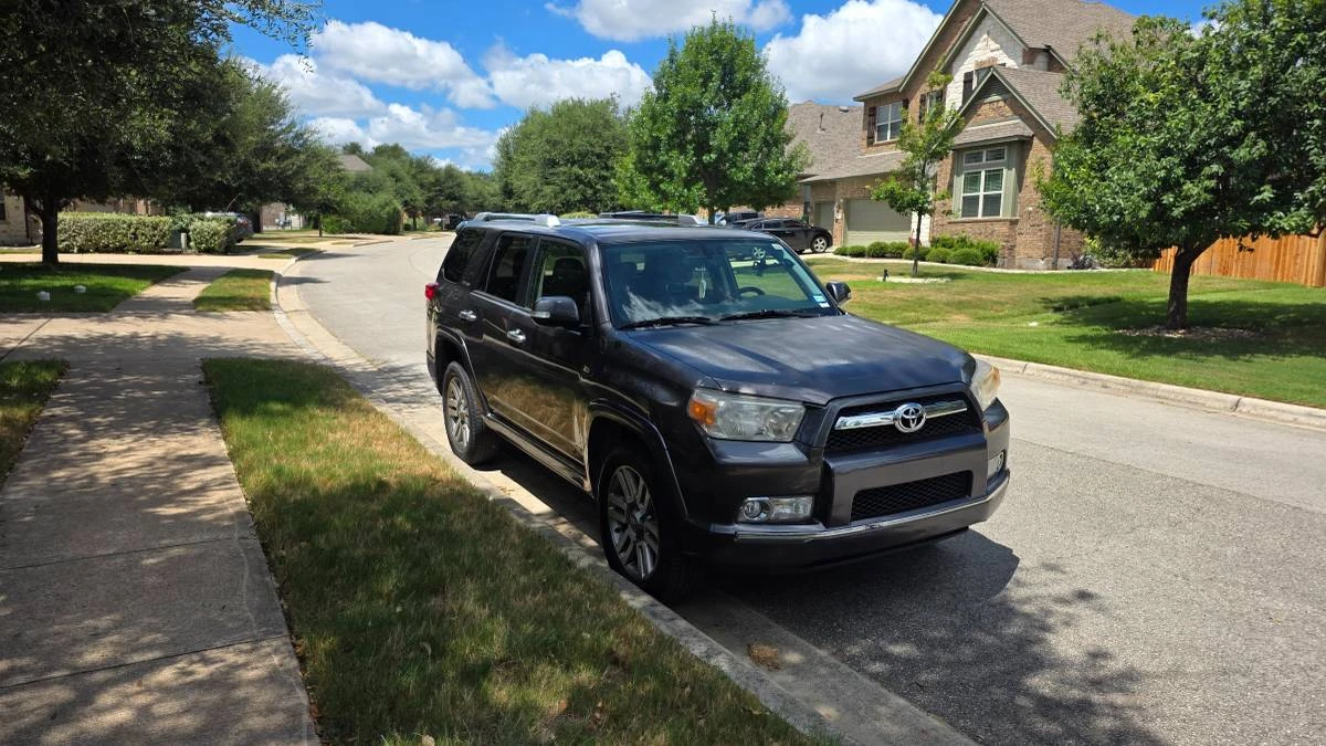 2013 Toyota 4Runner 5th Gen - Image 2 of 14
