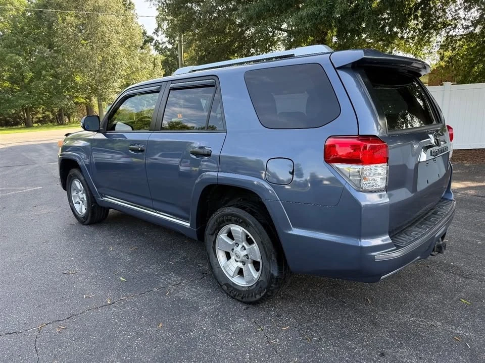 2013 Toyota 4Runner 5th Gen - Image 3 of 16