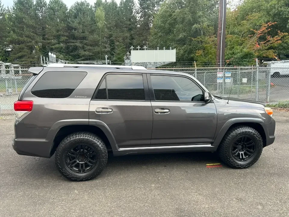2013 Toyota 4Runner 5th Gen - Image 3 of 19