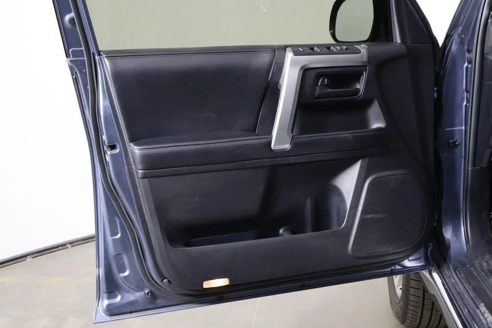 2013 Toyota 4Runner 5th Gen - Image 9 of 20