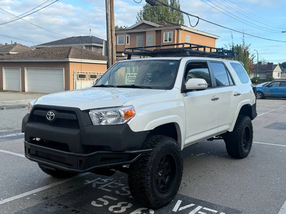 2013 Toyota 4Runner 5th Gen - Image 5 of 14
