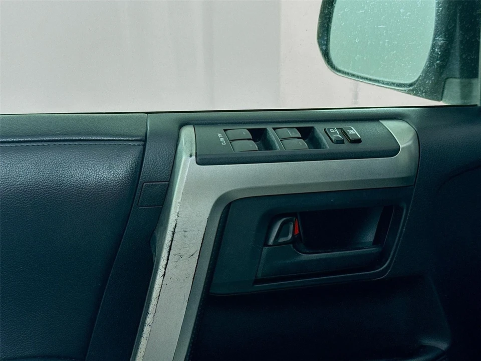 2013 Toyota 4Runner 5th Gen - Image 10 of 14