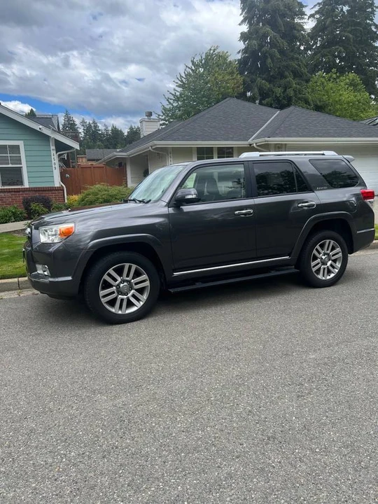 2013 Toyota 4Runner 5th Gen - Image 2 of 16
