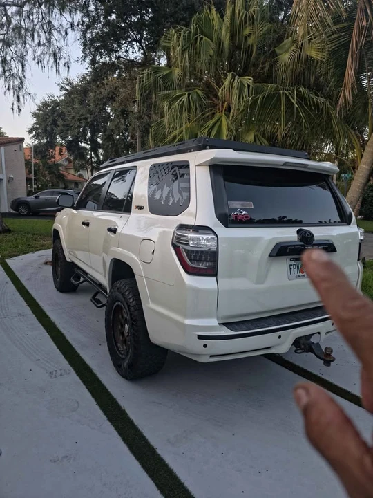 2013 Toyota 4Runner 5th Gen - Image 4 of 12