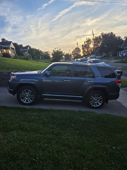 2013 Toyota 4Runner 5th Gen - Image 2 of 13