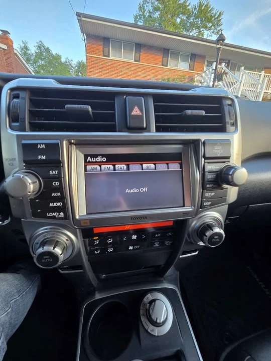 2013 Toyota 4Runner 5th Gen - Image 8 of 13