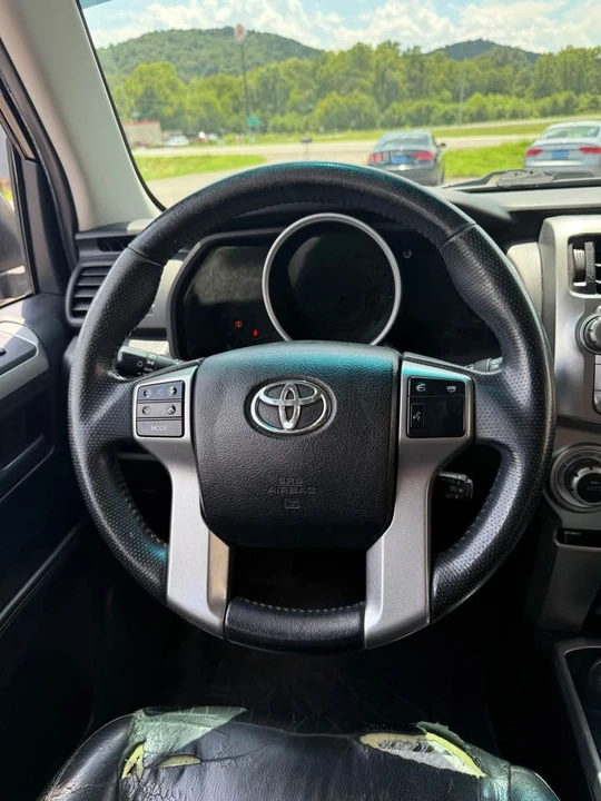 2013 Toyota 4Runner 5th Gen - Image 19 of 20