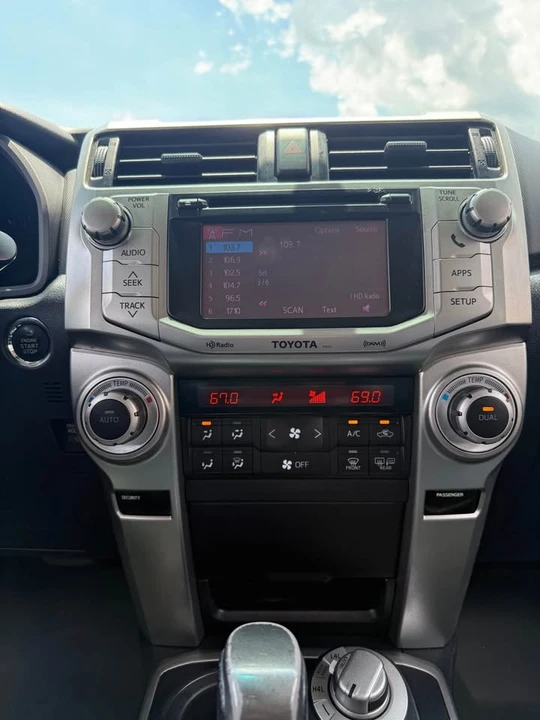 2013 Toyota 4Runner 5th Gen - Image 17 of 20