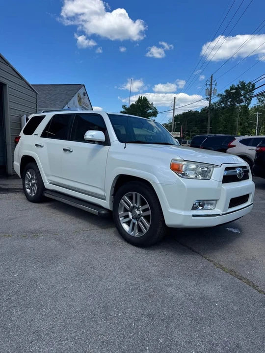 2013 Toyota 4Runner 5th Gen - Image 2 of 13