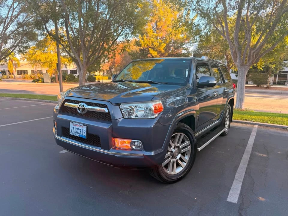 2013 Toyota 4Runner 5th Gen - Image 2 of 20