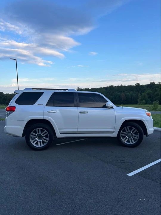2013 Toyota 4Runner 5th Gen - Image 15 of 20