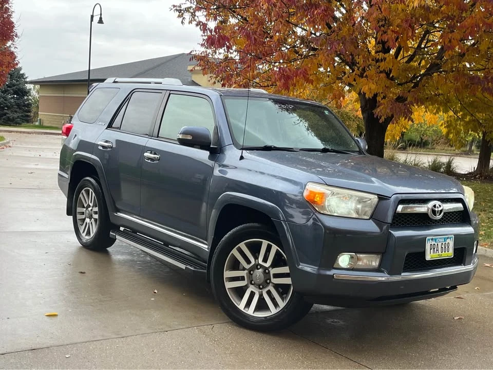 2013 Toyota 4Runner 5th Gen - Image 5 of 9