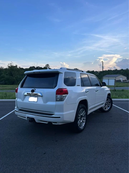 2013 Toyota 4Runner 5th Gen - Image 16 of 20