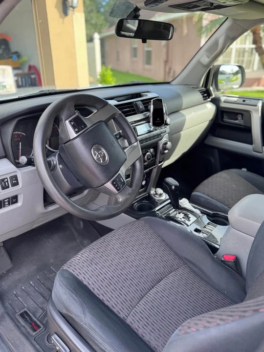 2013 Toyota 4Runner - Image 9 of 18