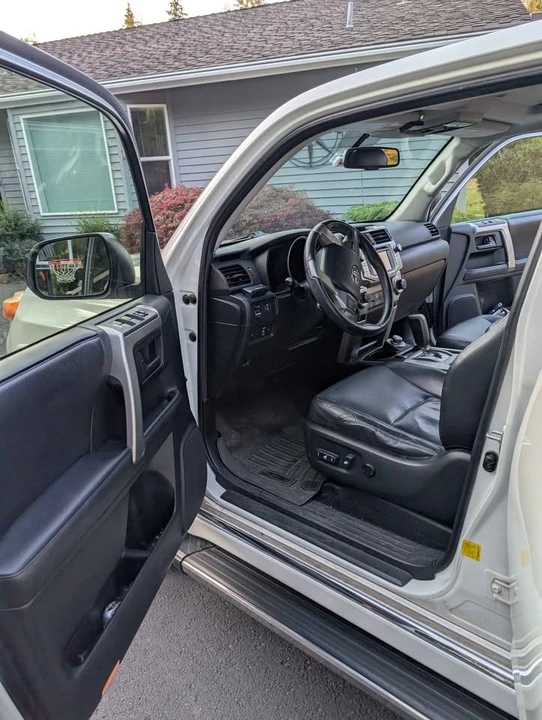 2013 Toyota 4Runner 5th Gen - Image 10 of 13