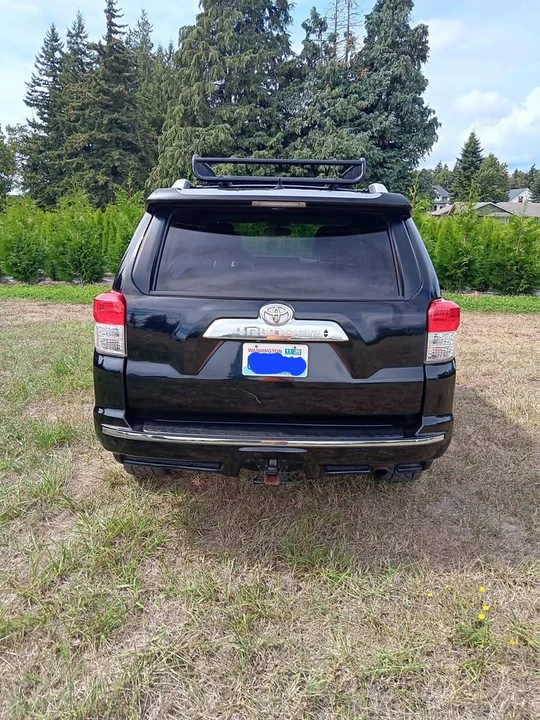 2013 Toyota 4Runner 5th Gen - Image 4 of 10