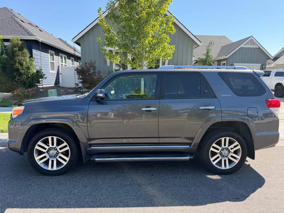 2013 Toyota 4Runner 5th Gen - Image 2 of 9