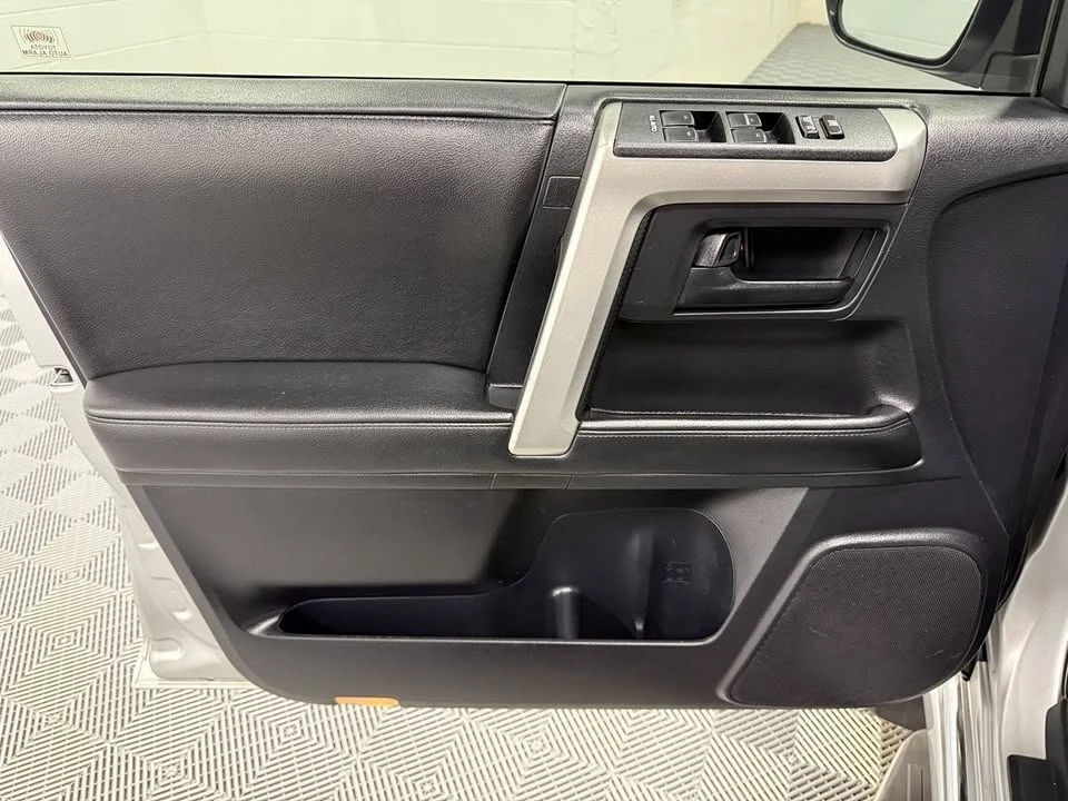 2013 Toyota 4Runner 5th Gen - Image 7 of 20