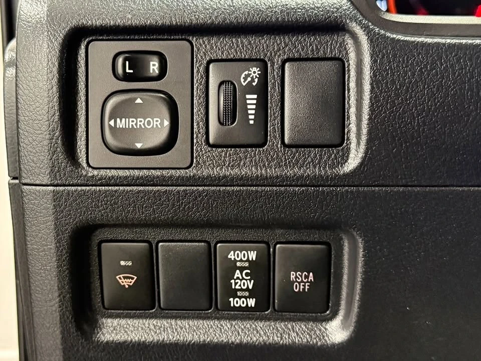 2013 Toyota 4Runner 5th Gen - Image 13 of 20