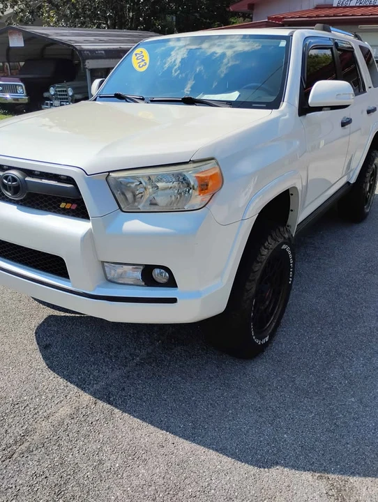 2013 Toyota 4Runner 5th Gen - Image 3 of 20