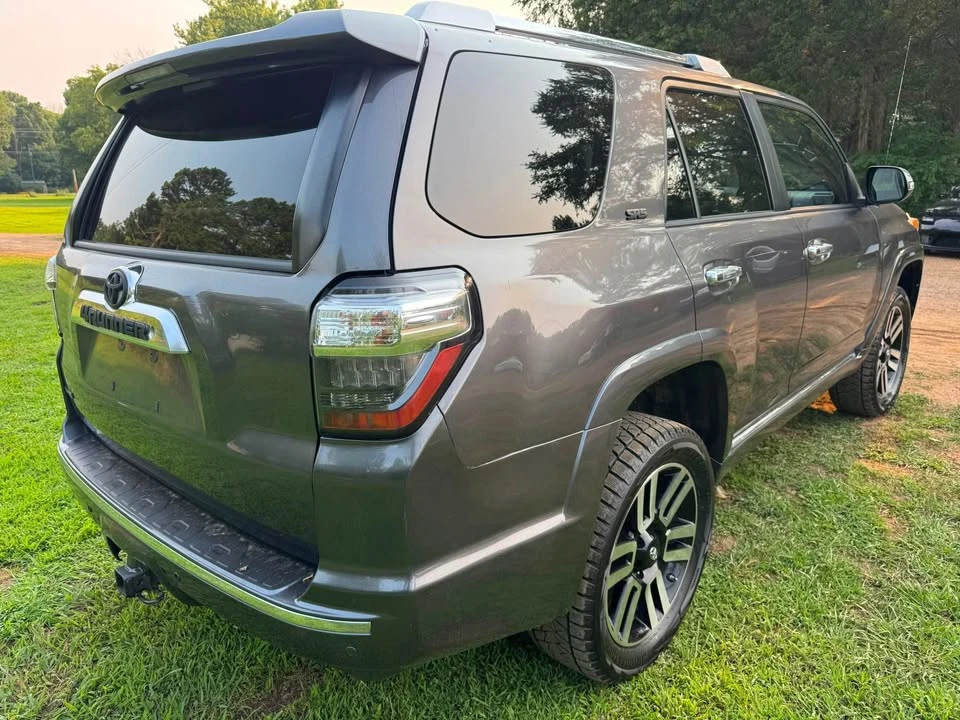 2013 Toyota 4Runner 5th Gen - Image 10 of 15