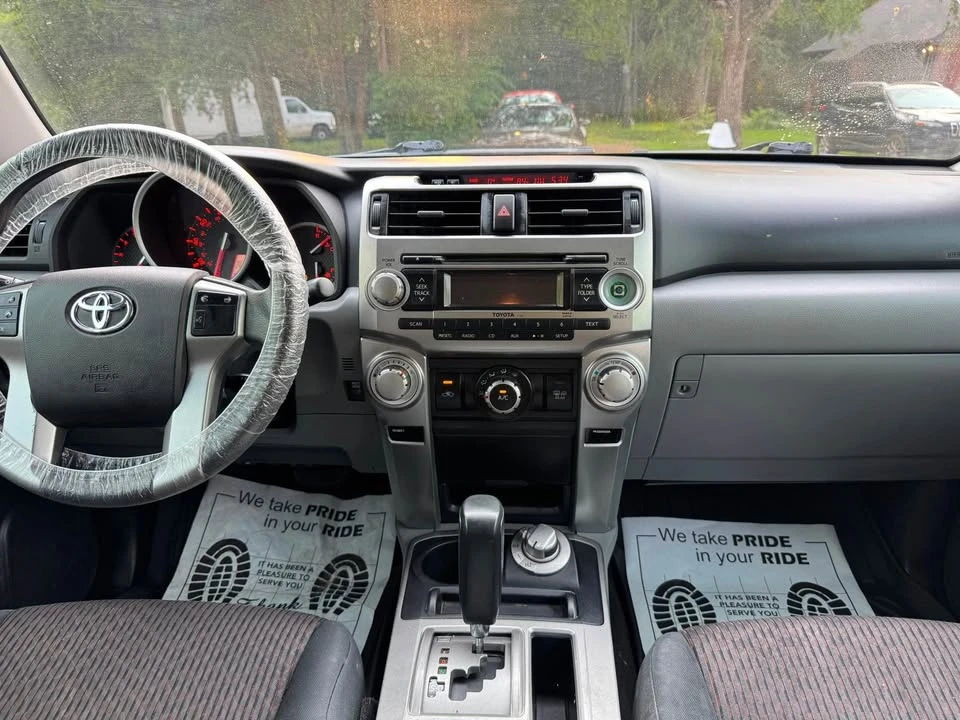 2013 Toyota 4Runner 5th Gen - Image 5 of 15