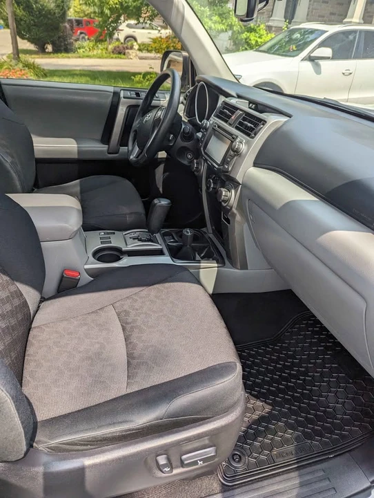2013 Toyota 4Runner 5th Gen - Image 9 of 12