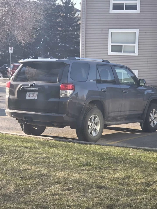 2013 Toyota 4Runner 5th Gen - Image 4 of 8