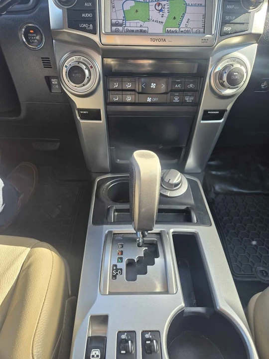 2013 Toyota 4Runner 5th Gen - Image 10 of 20