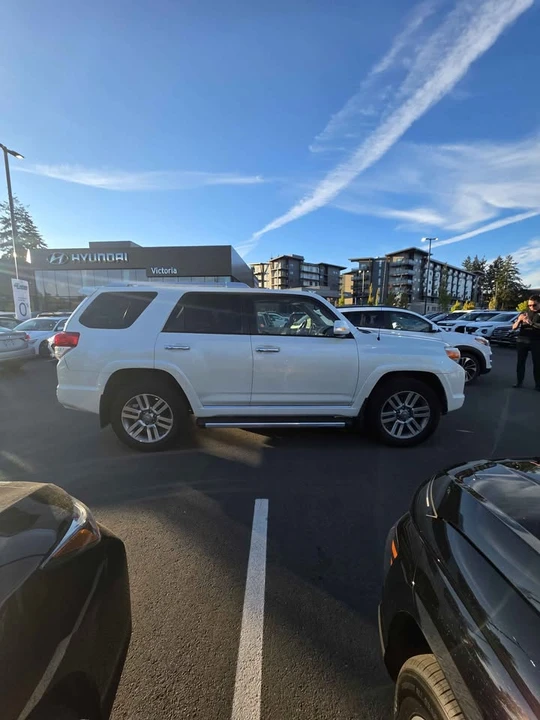 2013 Toyota 4Runner 5th Gen - Image 4 of 13