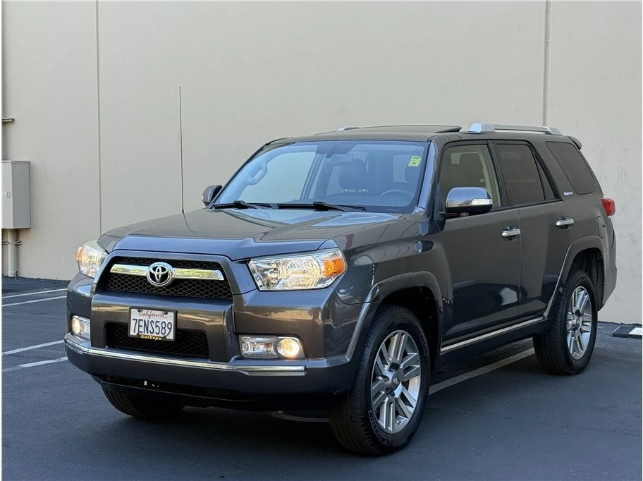 2013 Toyota 4Runner 5th Gen - Image 3 of 20