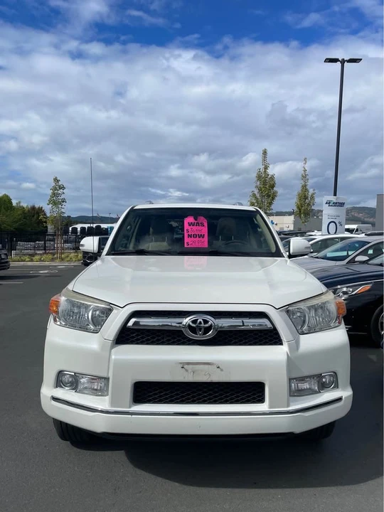 2013 Toyota 4Runner 5th Gen - Image 2 of 8