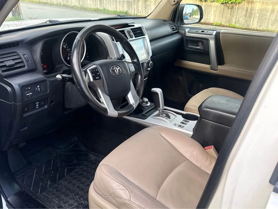 2013 Toyota 4Runner 5th Gen - Image 9 of 12