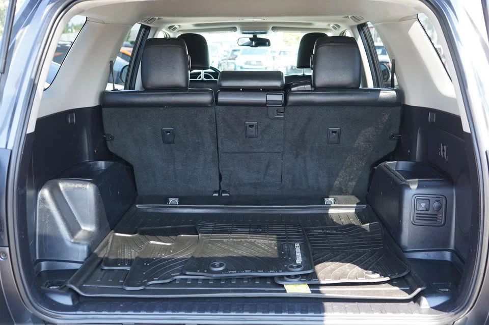 2013 Toyota 4Runner 5th Gen - Image 4 of 19