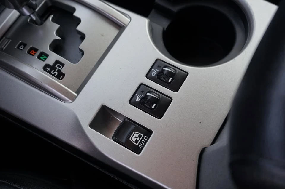 2013 Toyota 4Runner 5th Gen - Image 16 of 19