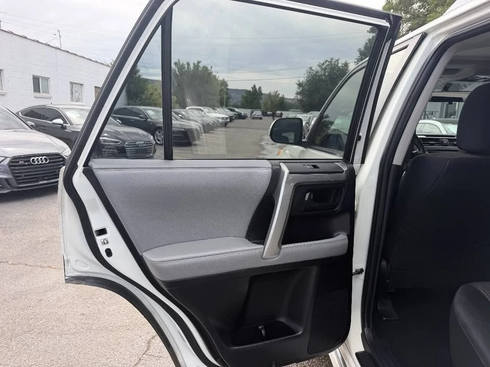 2013 Toyota 4Runner 5th Gen - Image 12 of 20