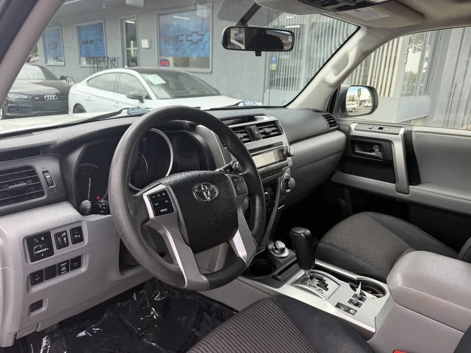 2013 Toyota 4Runner 5th Gen - Image 11 of 20
