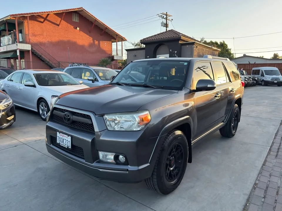 2013 Toyota 4Runner 5th Gen - Image 2 of 11