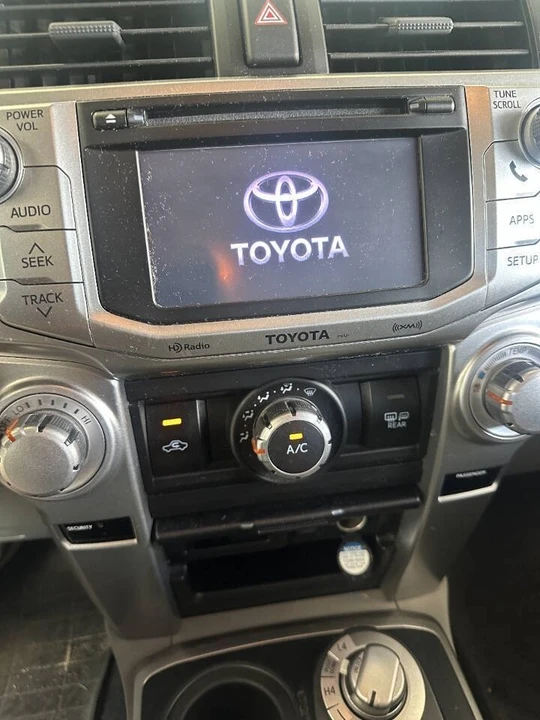 2013 Toyota 4Runner 5th Gen - Image 15 of 19