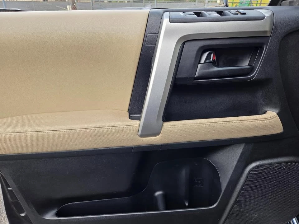 2013 Toyota 4Runner 5th Gen - Image 10 of 20