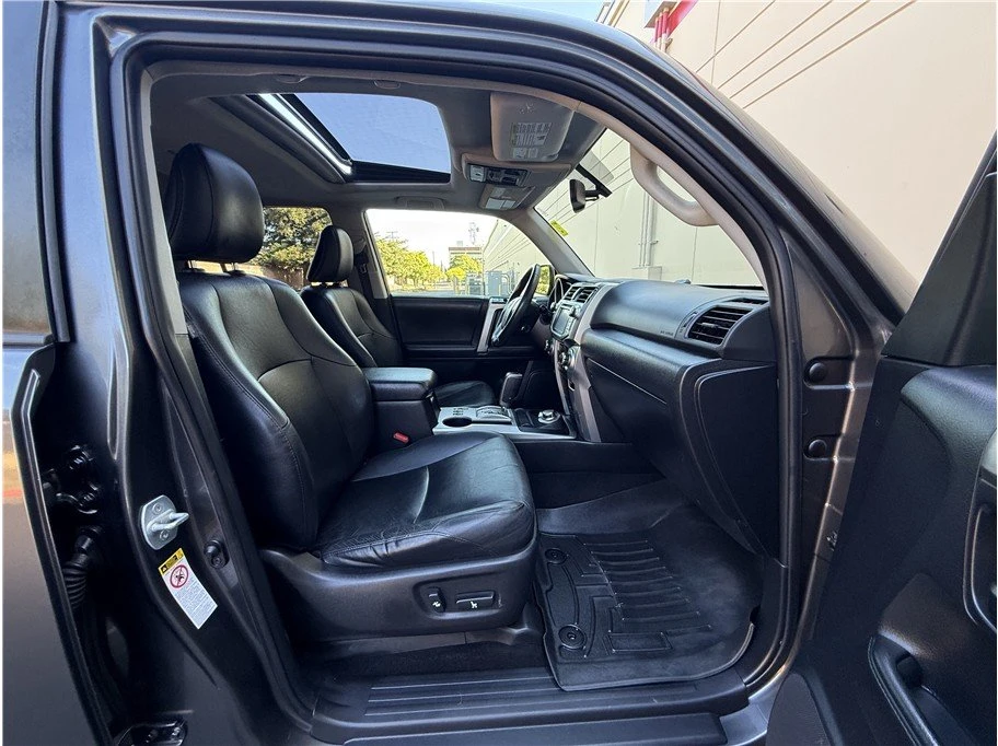 2013 Toyota 4Runner 5th Gen - Image 13 of 20