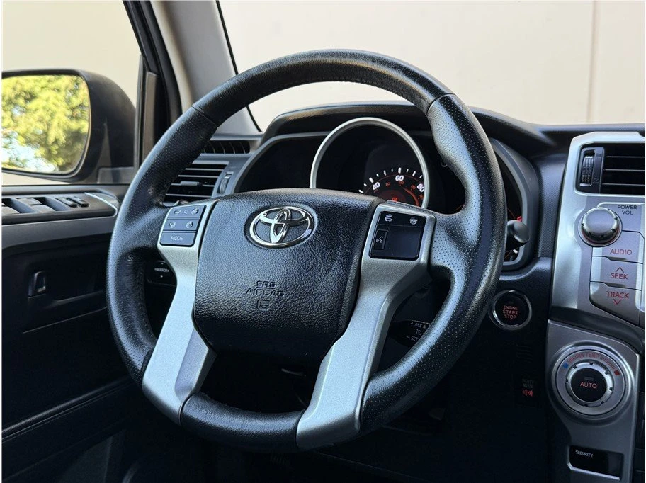 2013 Toyota 4Runner 5th Gen - Image 9 of 20