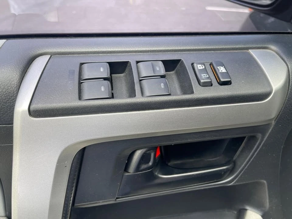 2013 Toyota 4Runner 5th Gen - Image 9 of 20