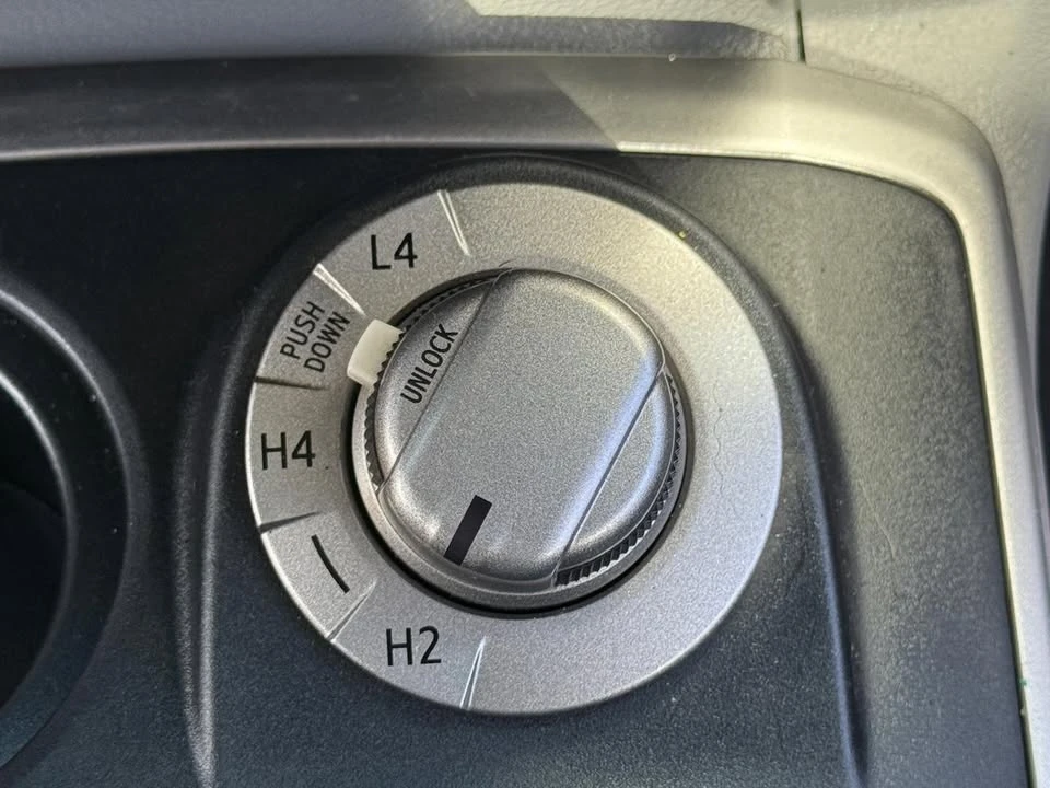 2013 Toyota 4Runner 5th Gen - Image 15 of 20