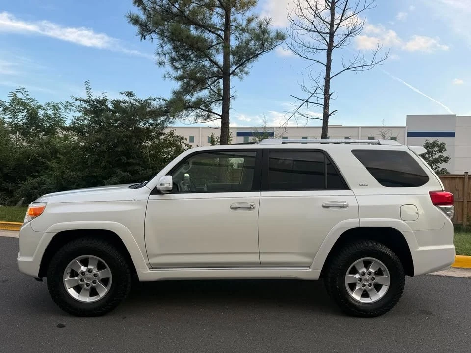 2013 Toyota 4Runner 5th Gen - Image 8 of 20