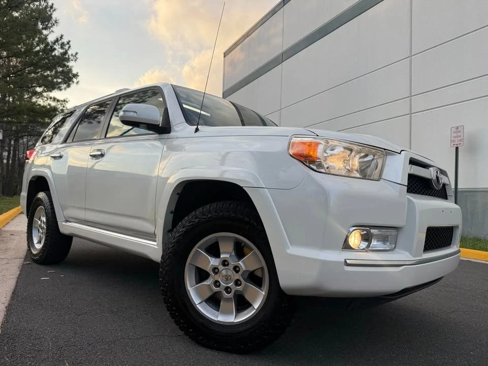 2013 Toyota 4Runner 5th Gen - Image 6 of 20