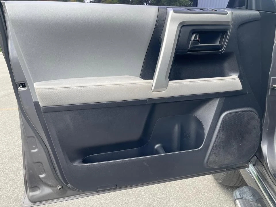 2013 Toyota 4Runner 5th Gen - Image 8 of 20